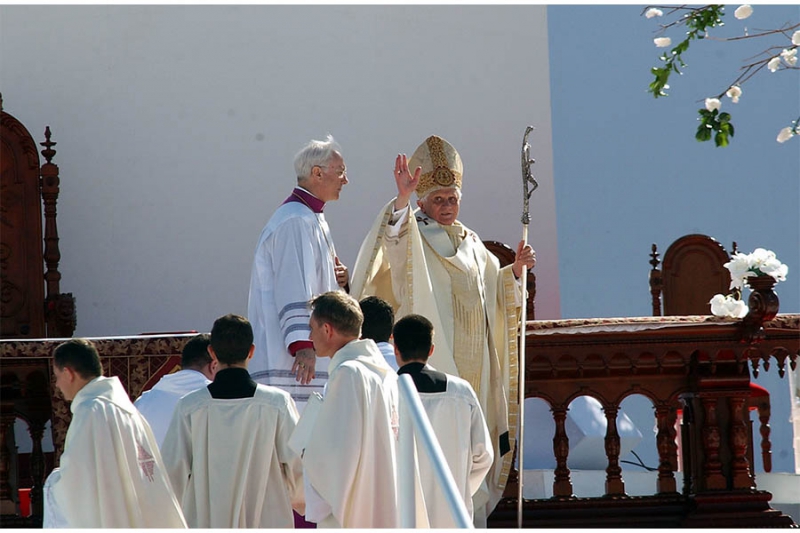 Sứ Điệp Ngày Thế Giới Cầu Cho Ơn Gọi Của ĐGH Benedict XVI – Năm 2010