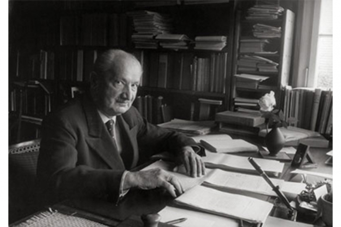 Heidegger Và Thông Diễn Học Hiện Đại