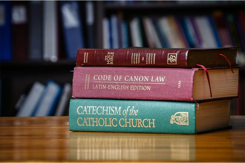 Giải Thích Bộ Giáo Luật - Quyển II: Dân Thiên Chúa – Các Tín Hữu Kitô