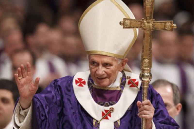 Giáo Lý Về Năm Đức Tin Của ĐTC Benedict XVI: Hãy Để Cho Thiên Chúa Biến Đổi Chúng Ta (Bài 17)