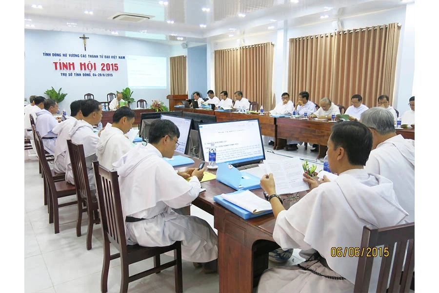 Các Bề Trên Và Các Hội Đồng: Những Nguyên Tắc Phổ Quát – Vấn Đề 73